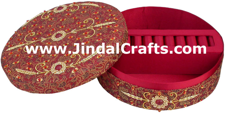 Hand Embroidered Designer Jewelry Ring Box Souvenir Art