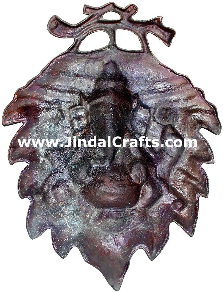 Ganesha on Leaf Home Decoration Indian God Handicrafts